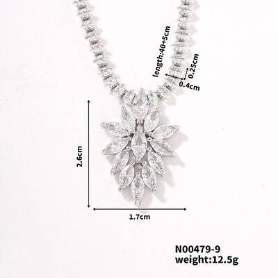 Trendy Unique Style Leaf Brass Rhinestone Pendant Necklace with Rhinestone Cup Chain for Women Girl