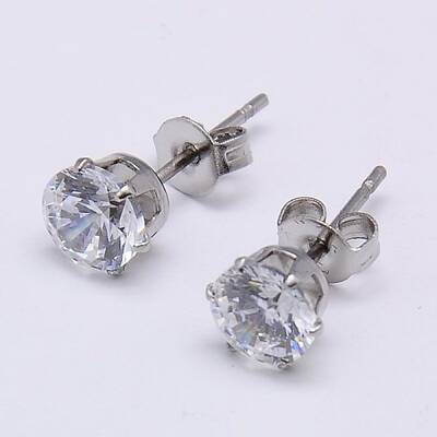 Cubic Zirconia Ear Studs
