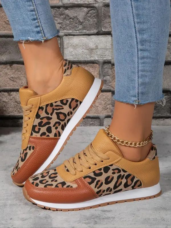Women's 2025 Trendy Summer Fashion Leopard Pattern Casual Sneakers, Lace Up Front Low Top Summer Sneakers, Casual Comfortable...