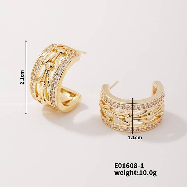 Vintage Hollow Stud Earrings with High-end Design and Exquisite Fashion Sense