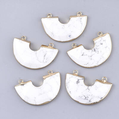 Electroplate Natural Howlite Semi Circle Pendants