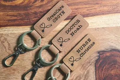 Clinic Owner Keychain, Personalized Doctor Keychain, Clinic Owner Gift, Doctor Christmas Gift