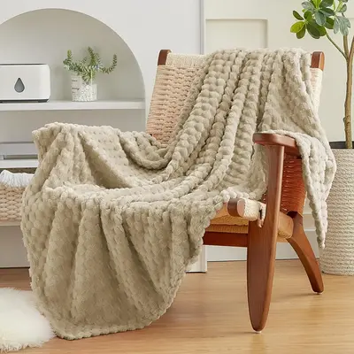 Solid Color Jacquard Throw Blanket, Super Soft & Cozy Warm Fuzzy Blanket, Soft Blanket for Couch & Bed, Christmas Decor, Home...