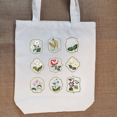 DIY Flower Pattern Tote Bag Embroidery Kit
