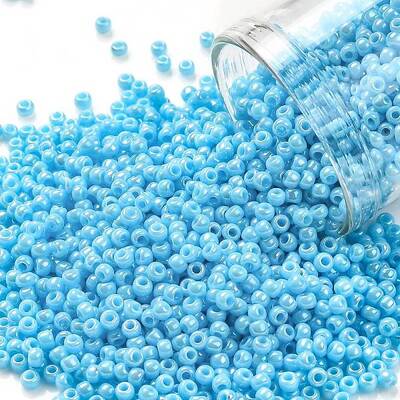 TOHO Round Seed Beads