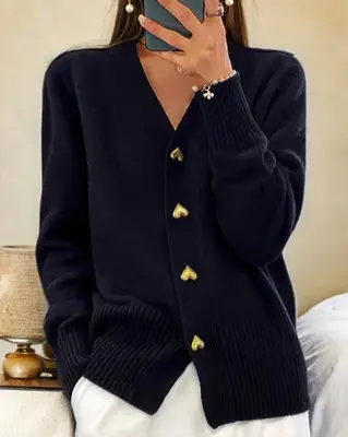 Katie | Classic Sweater