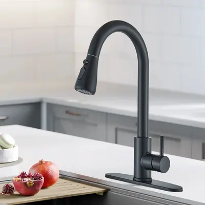 Black Kitchen Faucet with Pull Down Sprayer,Single Handle Kitchen Sink Faucet Commercial for 1 or 3 Hole Modern Mixer Tap,360...