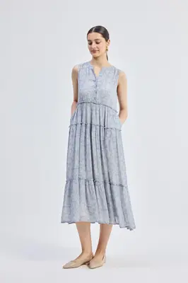 The Perfect Resort Floral Maxi in Periwinkle Blue | Color: Periwinkle Blue | Size: XL
