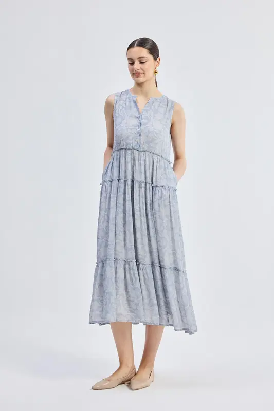 The Perfect Resort Floral Maxi in Periwinkle Blue | Color: Periwinkle Blue | Size: XL