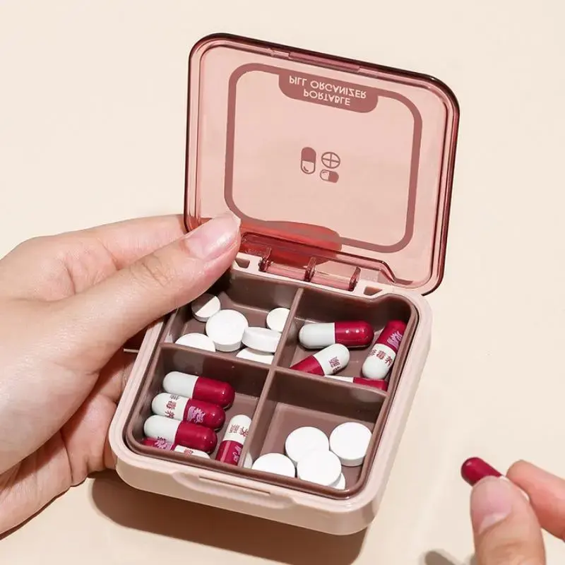 Mini Square Pill Storage Box with Clear Lid, 1 Count Portable 4-grid Dustproof Medicine Pill Container, Mini Medicine Box, Pi...