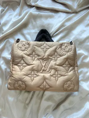 Pre-owned Louis Vuitton Nylon x Canvas tote bags Pillow On The Go GM