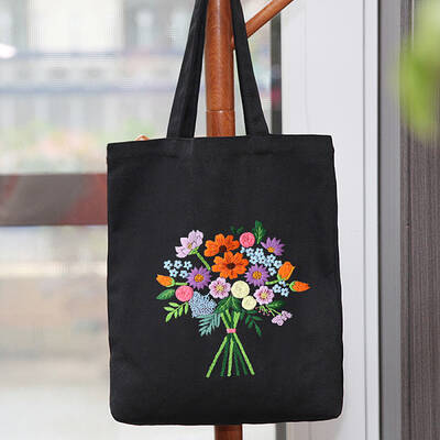 DIY Flower Bouquet Pattern Tote Bag Embroidery Kit