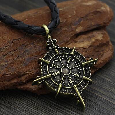 Alloy Viking Compass Pendant Necklaces