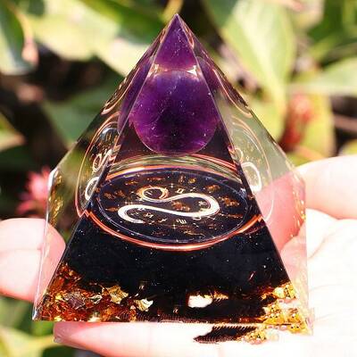 Orgonite Pyramid Resin Energy Generators