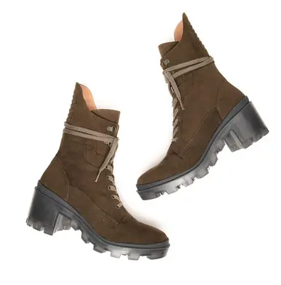 Hudson Vegan Chunky Combat Boot | Size: Women's Size 8/Men's Size 6.5 | Color: Ebony