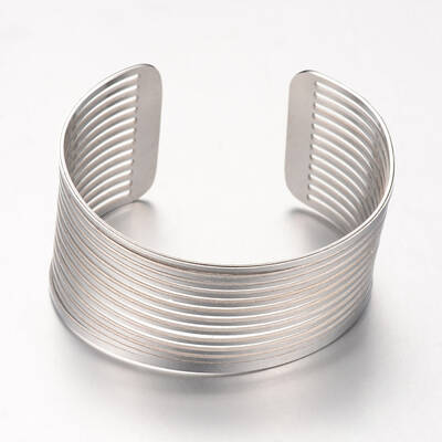 Tarnish Resistant 304 Stainless Steel Filigree Cuff Bangles