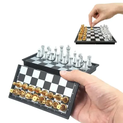 Mini Magnetic Chess Board Game, 1 Count Portable Folding Chess, International Chess Game, Educational Toys, Gifts for Birthda...