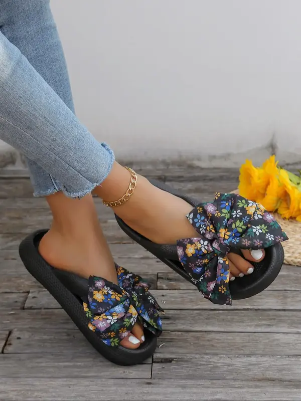 Women's Cute Floral Graphic Bowknot Design Platform Flip Flops for Spring, Summer 2024 Trendy Flatform Flip Flops, Fashionabl...