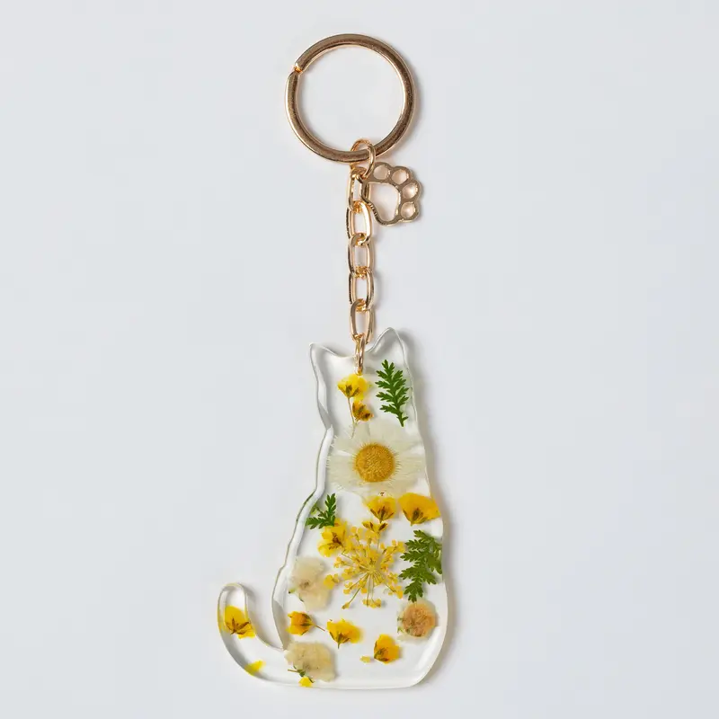 Real Flowers Glamorous Pet Keychain - White - Cat