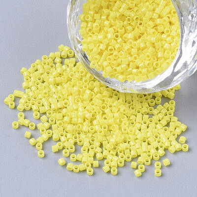 11/0 Grade A Glass Seed Beads