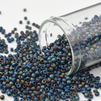 TOHO Round Seed Beads