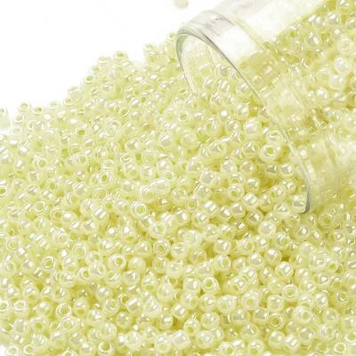 TOHO Round Seed Beads