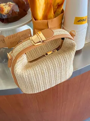 Women's Summer Fashionable Straw Crossbody Bag for Gift, Casual Versatile Braided Shoulder Bag for Daily Used, Trendy All-mat...