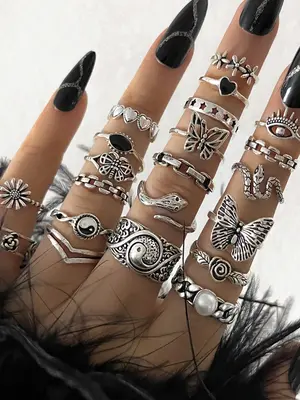 Fashion Vintage Ring Set for Birthday Gift, Including Butterfly & Heart & Snake & Eye & Chain & Faux Pearl Decor, 21 Pcs Casu...