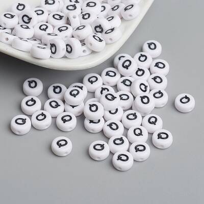Flat Round with Letter Q Acrylic Beads