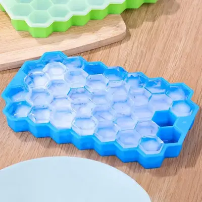 Creative Honeycomb Shaped Ice Cube Mold, 1 Count Silicone Solid Color Ice Cube Tray, Household Diy Ice Ball Maker for Home Ki...
