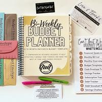 Paycheck Budget Planner - 12 month Undated Budget Template (Weekly , Bi-weekly or Monthly)