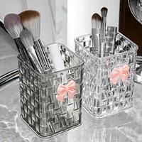 Makeup Brush Holder, 1 Count Desktop Makeup Brush Storage Box, Desktop Cosmetic Organizer, Makeup Brush Holder for Home Bathr...