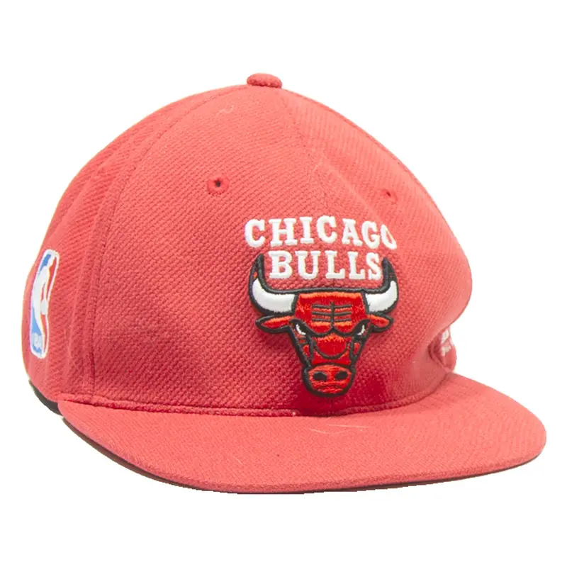 NBA Chicago Bulls Mens Snapback Cap Red M