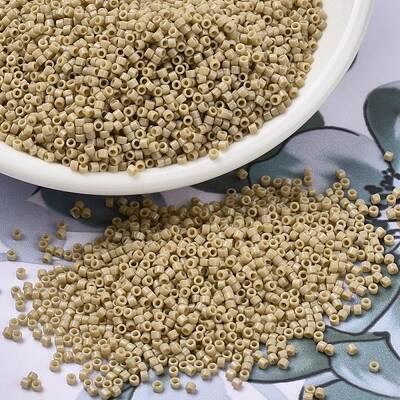 MIYUKI Delica Beads