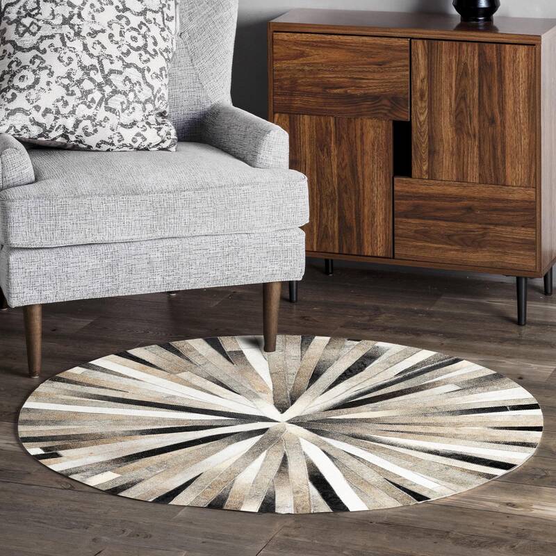Tricolor Cowhide Round Rug
