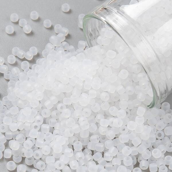 TOHO Round Seed Beads
