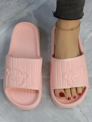 1 Pair Women's Cute Cartoon Bear Pattern Non-slip Slides, Summer 2024 Casual Soft Comfortable Home Bathroom Slides, Summer Sl...