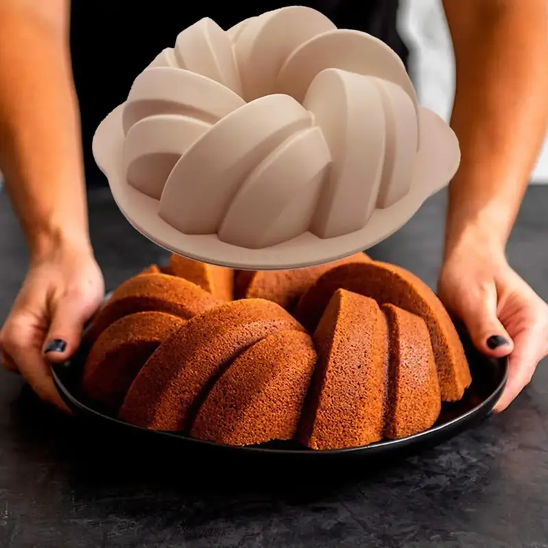 Silicone Cake Baking Mold, 1 Count Woven Design Non-stick Heat Resistant Cake Pan, Kitchen Baking Utensils Supplies Tools, Ki...