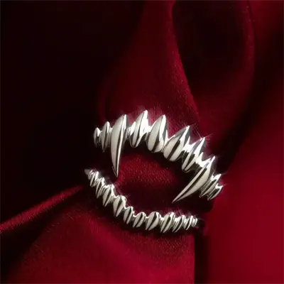 Simple and stylish vampire teeth ring split open ring adjustable Halloween gift