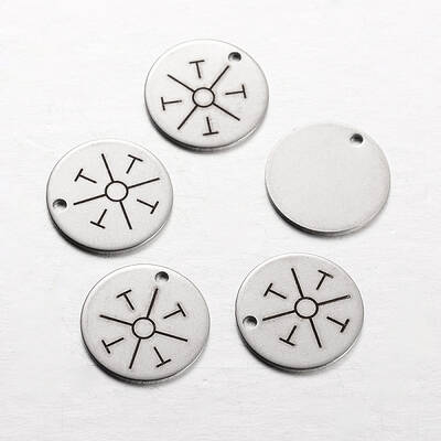 Non-Tarnish Spray Painted 201 Stainless Steel Charms