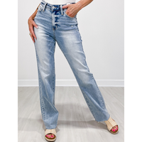Judy Blue RYAN Mid Rise Light Wash Dad Jeans
