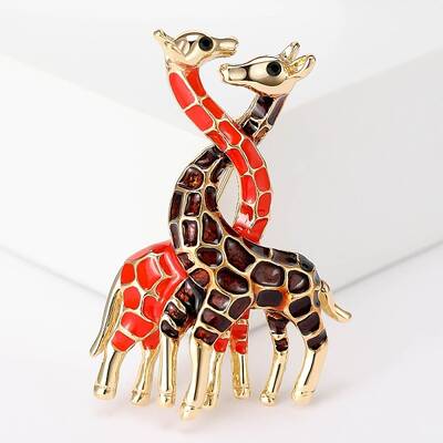 Giraffe Enamel Pins