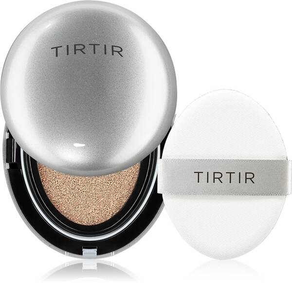TIRTIR Mask Fit Aura Cushion Illuminating Moisturizing Sponge Foundation Color 33N Macchiato 18 g