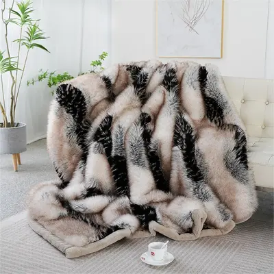 Faux Fur Throw Blanket, Super Soft and Cozy Plush Blanket for Bed and Couch, All Season Blanket for Home Decor