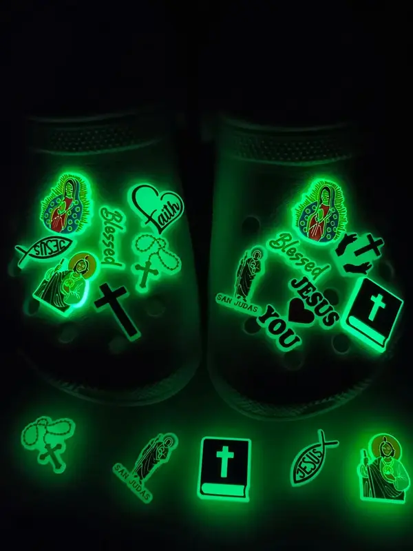 Glow in the Dark Shoe Charm for Clogs, 11pcs Cartoon Heart & Cross Pattern Shoe Charm for Men & Women, Diy Shoes Decoration A...