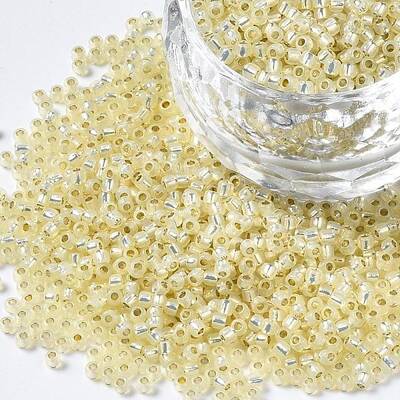 TOHO Round Seed Beads