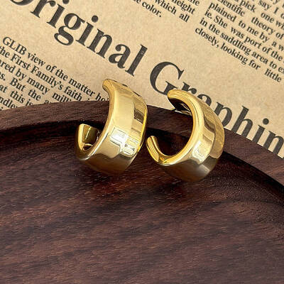 CCB Plastic Irregular Geometric Statement Stud Earrings