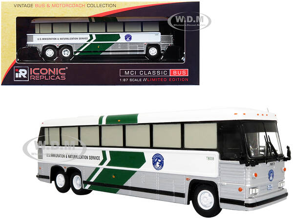 MCI MC-12 Coach Classic Bus \