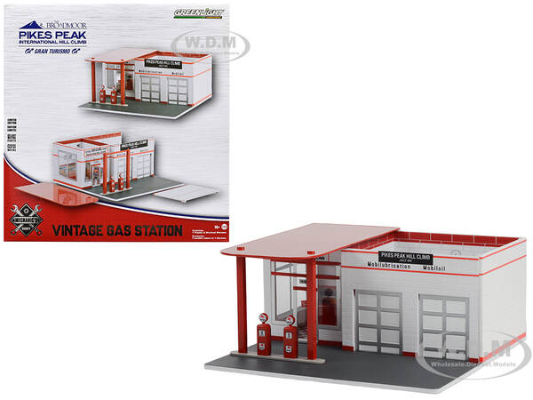 Vintage Gas Station Diorama \