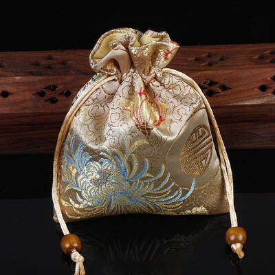 Chinese Style Flower Pattern Satin Jewelry Packing Pouches